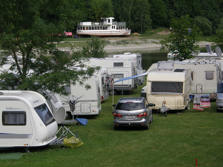 Unterkunft in eigenen Zelten und Caravans